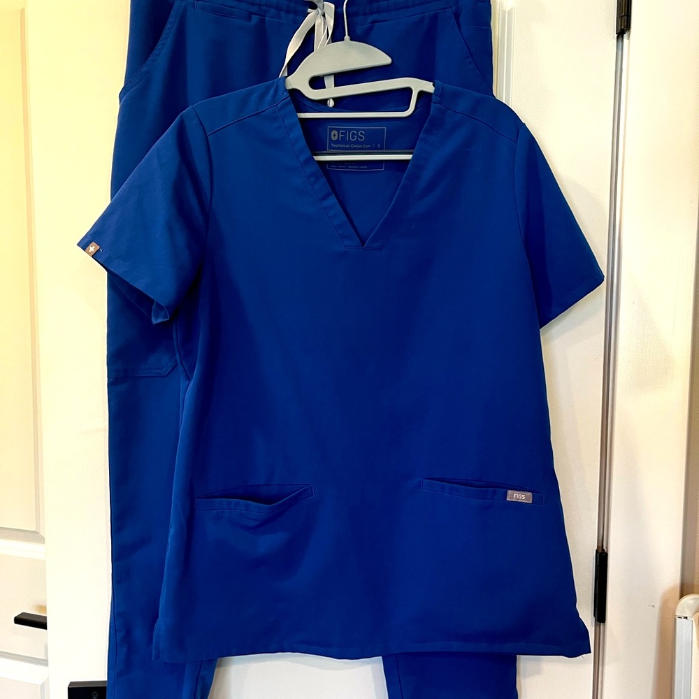 Figs women’s scrubs medium petite